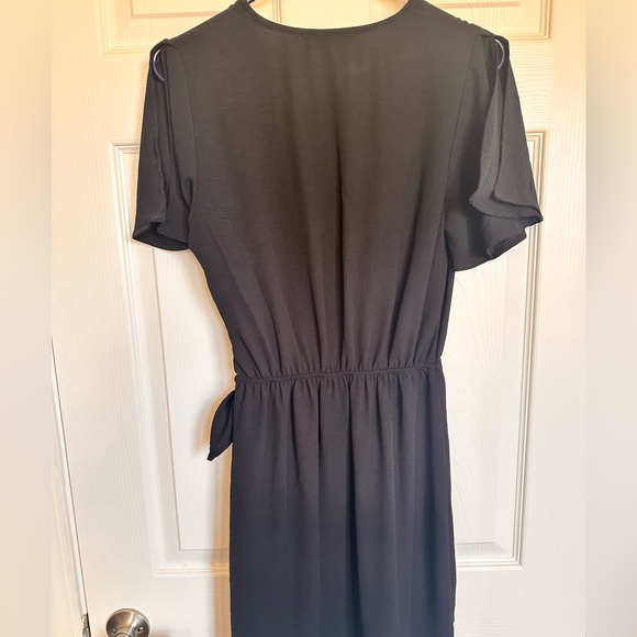 Size small. Black Gilli brand boutique cocktail dress - Picture 3 of 3